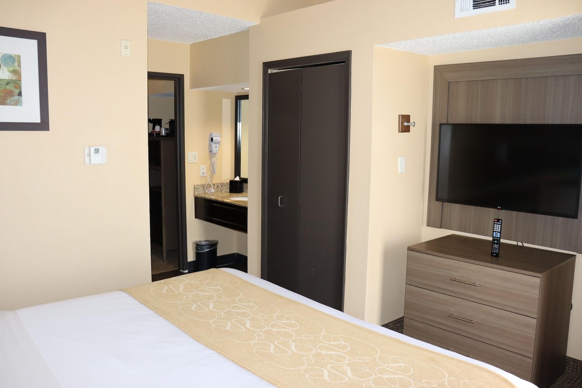 Comfort Dfw Airport 3*